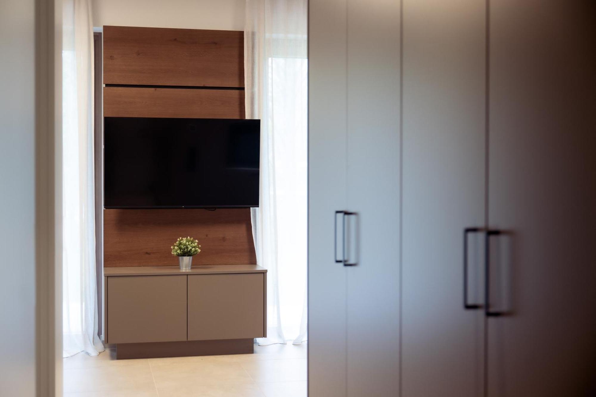 Gries Apartment *